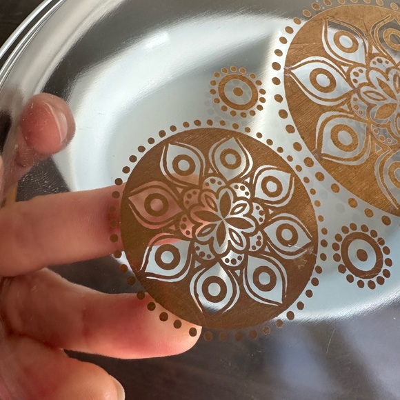 Vintage 1.5 qt Pyrex split dish 
Royal / Holiday promo piece  1961 - Picture 6 of 16